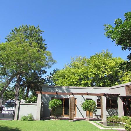 Caledon 31 Hotel George Luaran gambar